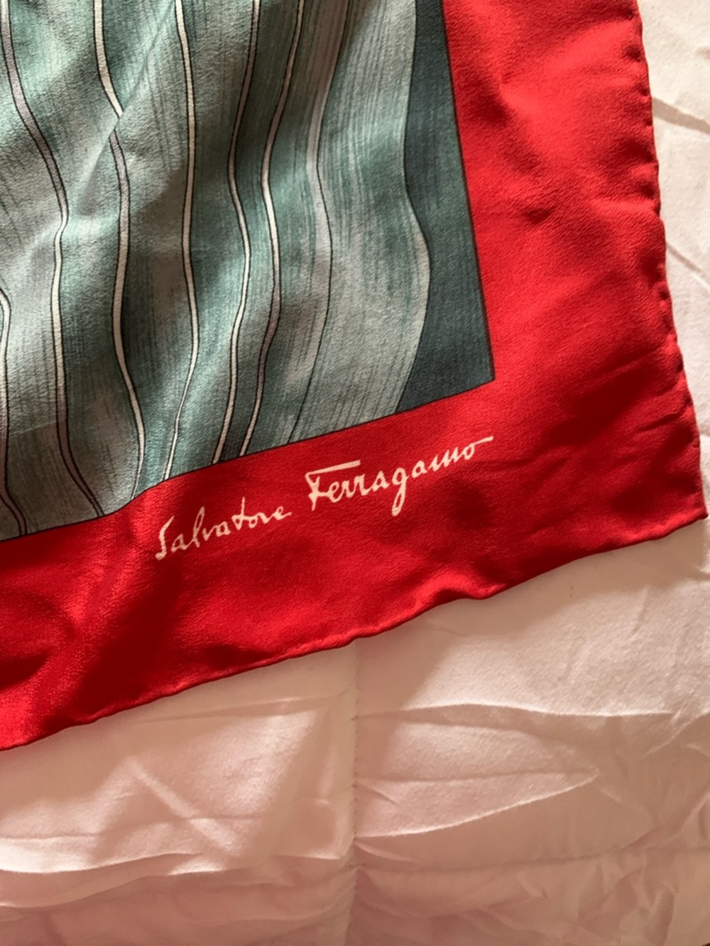 Salvatore Ferragamo Scarf with Red Border - Picture 6 of 9